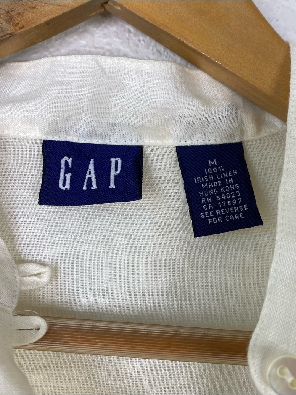 Vintage Gap Ivory 100% Irish Linen Button Front Blouse - Picture 4 of 8
